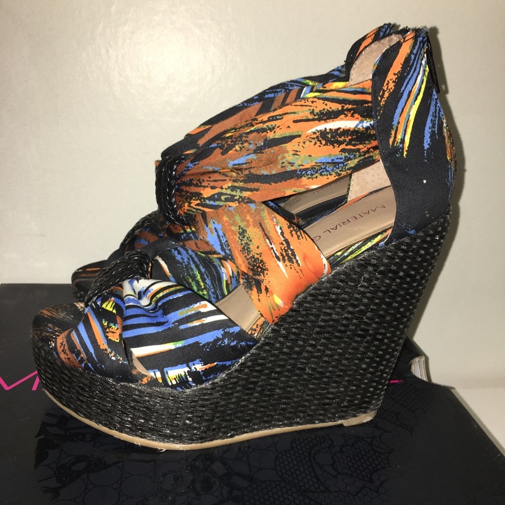 Material Girl “Tropical” black Wedge Sandals